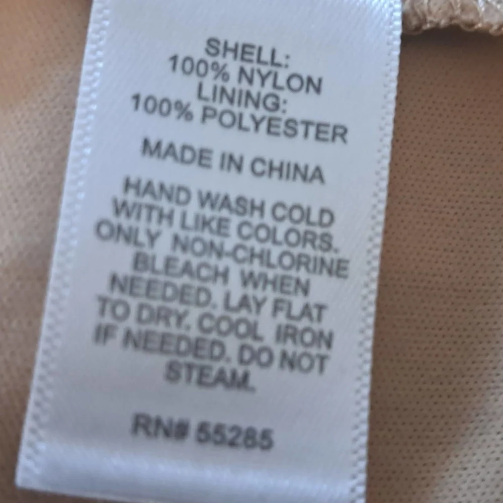 Express Wine Colored Lace Overlay Blouse Size M - Picture 6 of 6